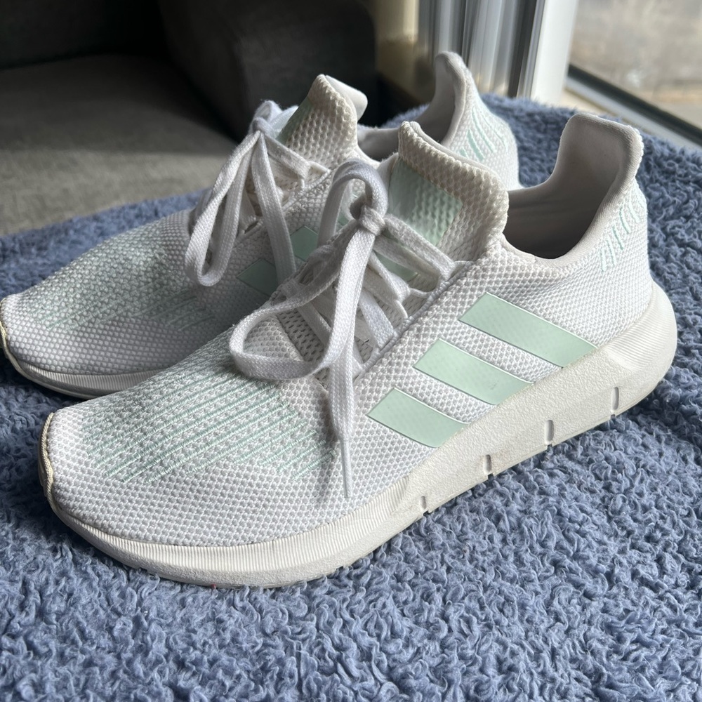 Adidas Swift Run Shoes